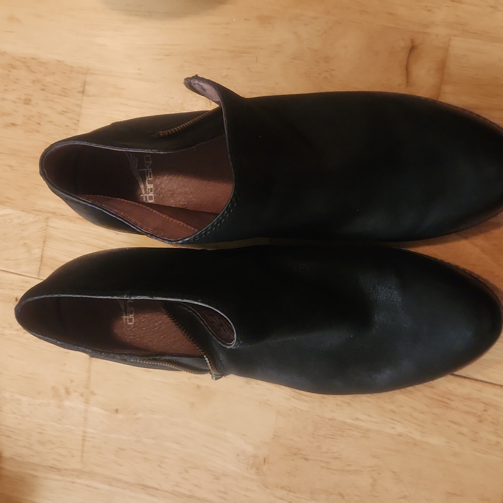 Dansko short booties